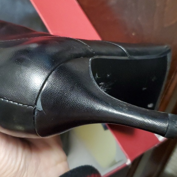 Vaneli Zida - size 8.5, 2 in high, heeled, zip up boots - Picture 10 of 16